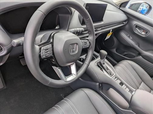 Crystal Black Pearl 2026 Honda HR-V EX-L