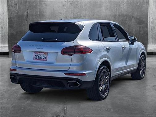 2017 Porsche Cayenne Platinum Edition
