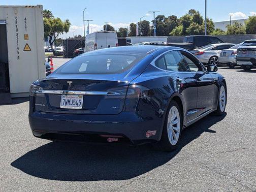 2016 Tesla Model S 75D
