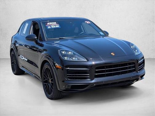 Jet Black Metallic 2021 Porsche Cayenne GTS