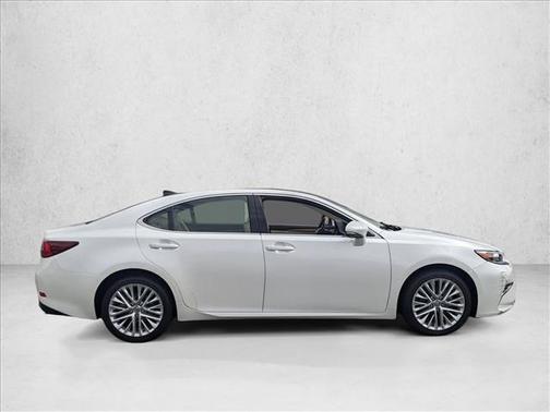 2016 Lexus ES 350 Base