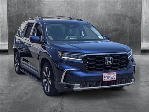 2023 Honda Pilot AWD Elite