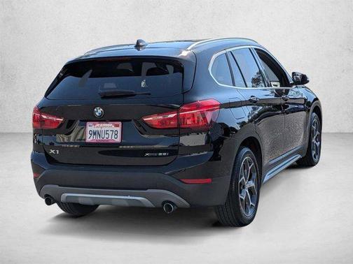 Black Sapphire Metallic 2018 BMW X1 xDrive28i