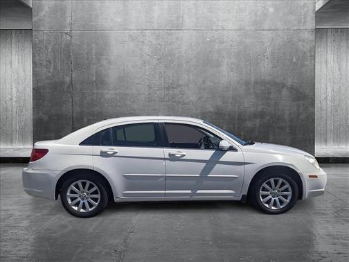 2010 Chrysler Sebring Base