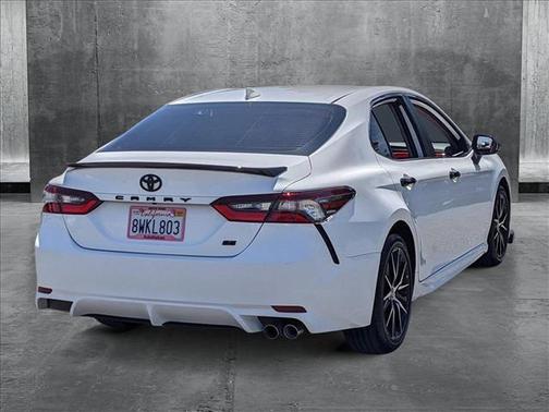 2021 Toyota Camry SE