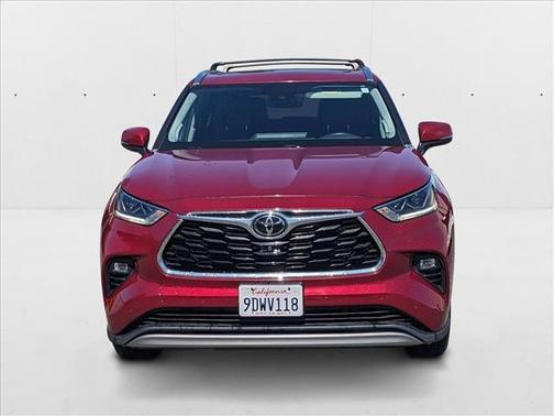 2022 Toyota Highlander Platinum