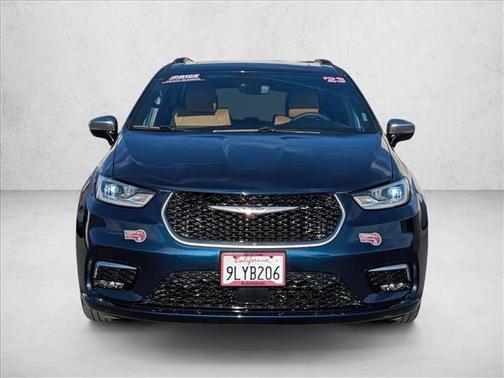 2023 Chrysler Pacifica L