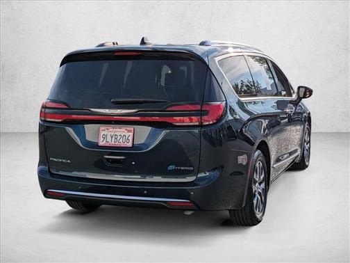 2023 Chrysler Pacifica L