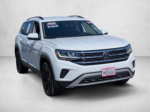 Pure White 2023 Volkswagen Atlas 3.6L SE w/Technology