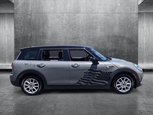 2017 MINI Clubman Cooper