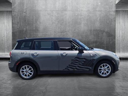 2017 MINI Clubman Cooper