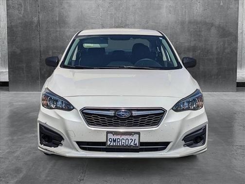 2017 Subaru Impreza 2.0i