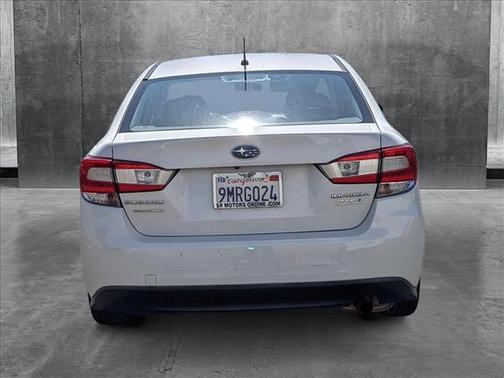 2017 Subaru Impreza 2.0i