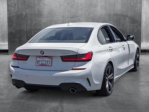 2022 BMW 330 330i