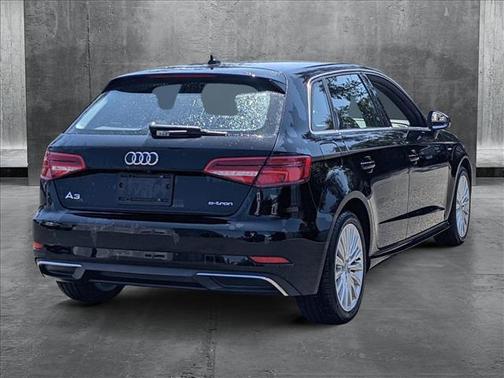 2017 Audi A3 e-tron 1.4T Tech Premium Plus
