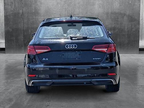 2017 Audi A3 e-tron 1.4T Tech Premium Plus