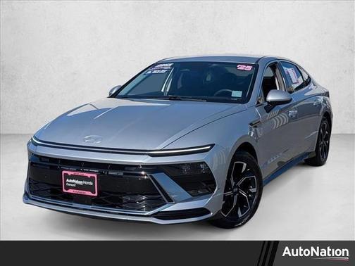 Aero Silver 2025 Hyundai SONATA SEL