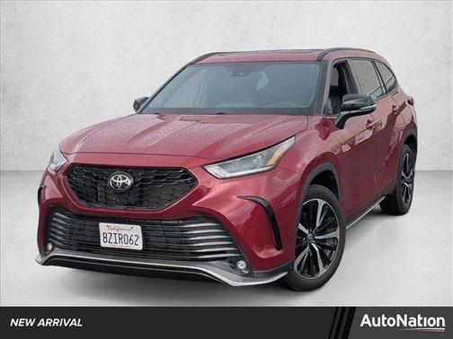 2022 Toyota Highlander XSE