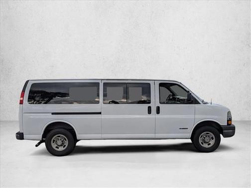 2003 Chevrolet Express 3500 Base