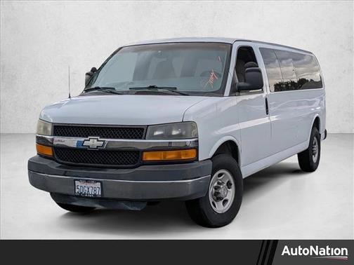 2003 Chevrolet Express 3500 Base