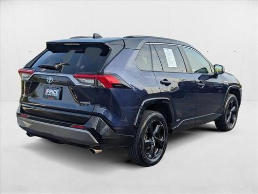 2019 Toyota RAV4 Hybrid SE