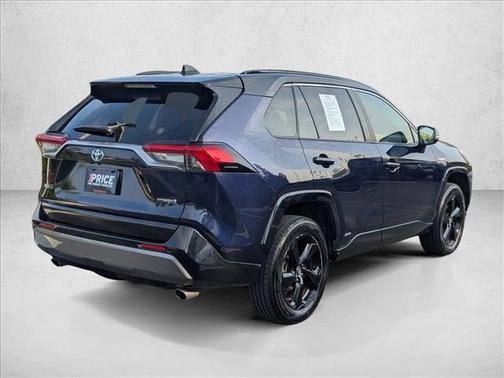 2019 Toyota RAV4 Hybrid SE