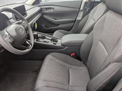 2025 Honda Accord LX 1.5T