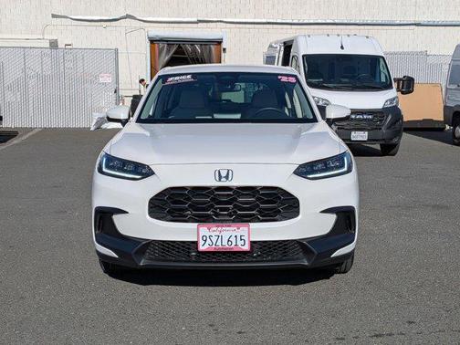 2025 Honda HR-V LX