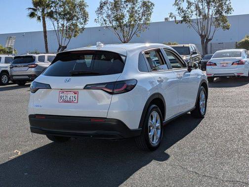 2025 Honda HR-V LX