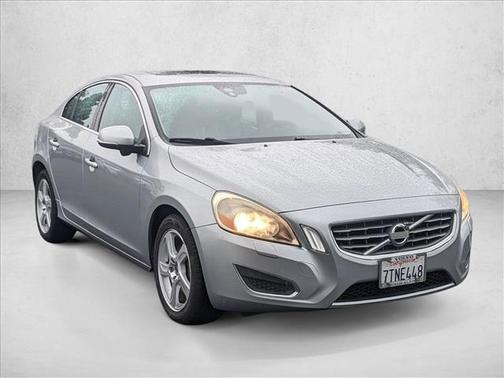 2013 Volvo S60 T5