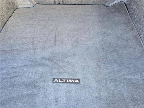 Brilliant Silver Metallic 2024 Nissan Altima 2.5 SV