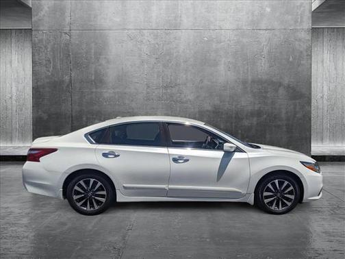 2017 Nissan Altima 2.5 SV