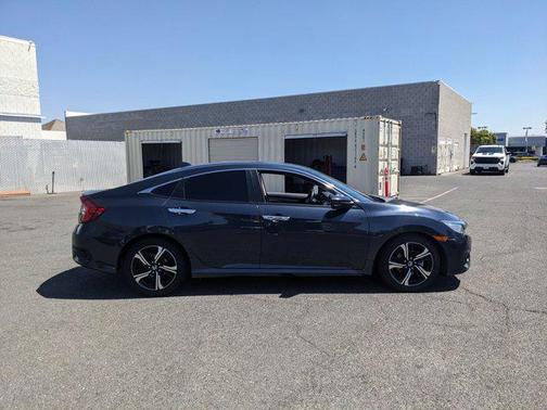2017 Honda Civic Touring
