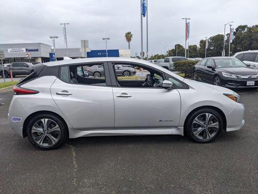 2018 Nissan Leaf SL