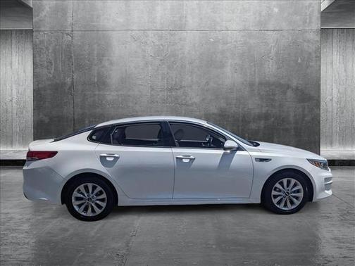 2018 Kia Optima EX