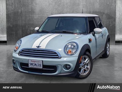 2013 MINI Hardtop Cooper