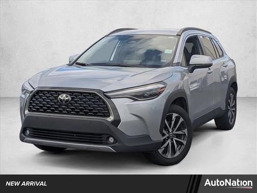 2024 Toyota Corolla Cross XLE