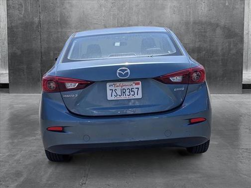 2016 Mazda Mazda3 i Sport