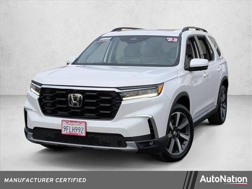 2023 Honda Pilot AWD Elite