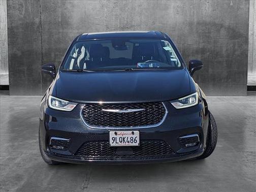 2022 Chrysler Pacifica Hybrid Touring L