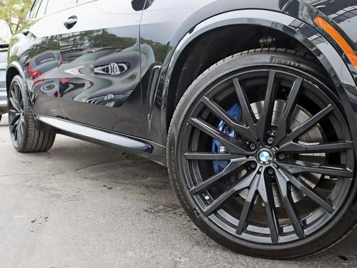 Black 2020 BMW X5 M50i
