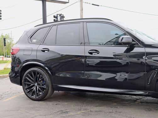 Black 2020 BMW X5 M50i