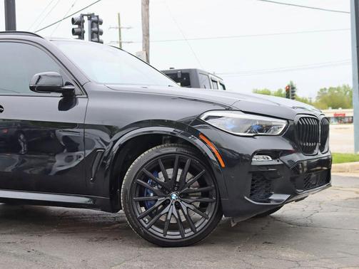 Black 2020 BMW X5 M50i