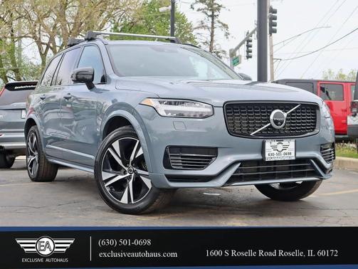 Gray 2021 Volvo XC90 Recharge Plug-In Hybrid T8 R-Design 7 Passenger