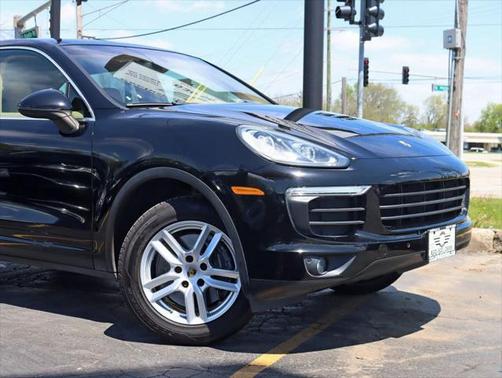 2016 Porsche Cayenne Base