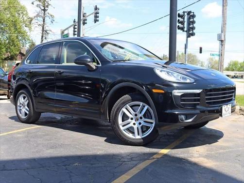 2016 Porsche Cayenne Base