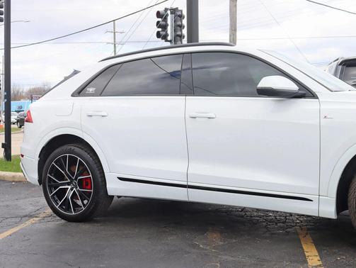 White 2019 Audi Q8 3.0T Premium Plus