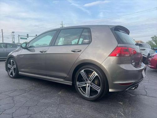 2016 Volkswagen Golf R 4-Door