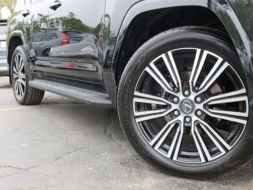 Black 2024 Lexus LX 600 Luxury