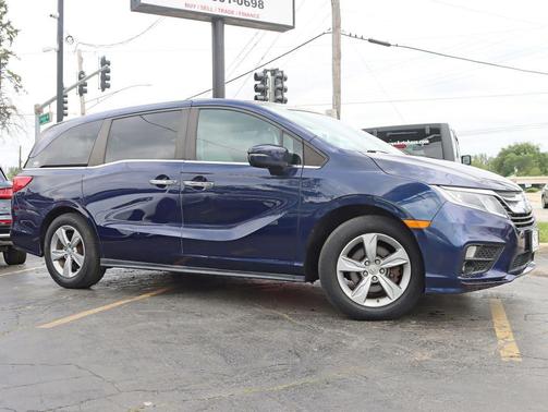 Blue 2018 Honda Odyssey EX-L